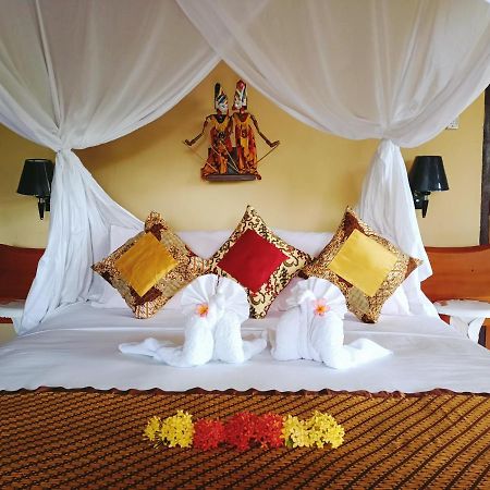 Tangkoko Sanctuary Villa Bitung Esterno foto