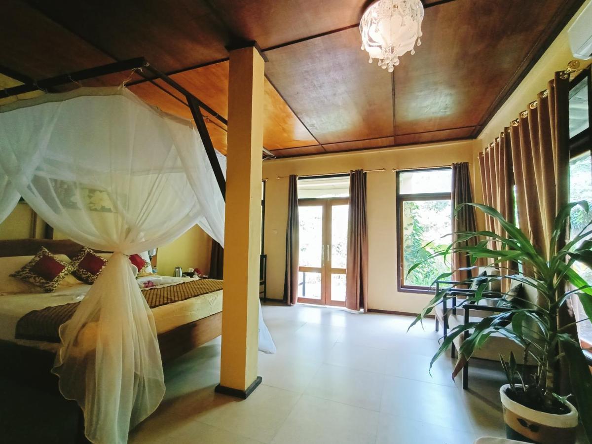 Tangkoko Sanctuary Villa Bitung Esterno foto