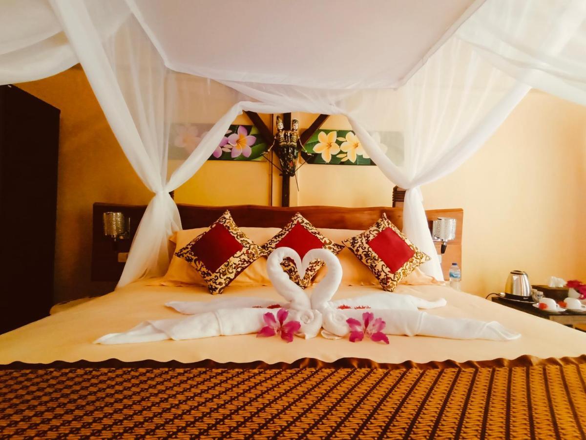 Tangkoko Sanctuary Villa Bitung Esterno foto