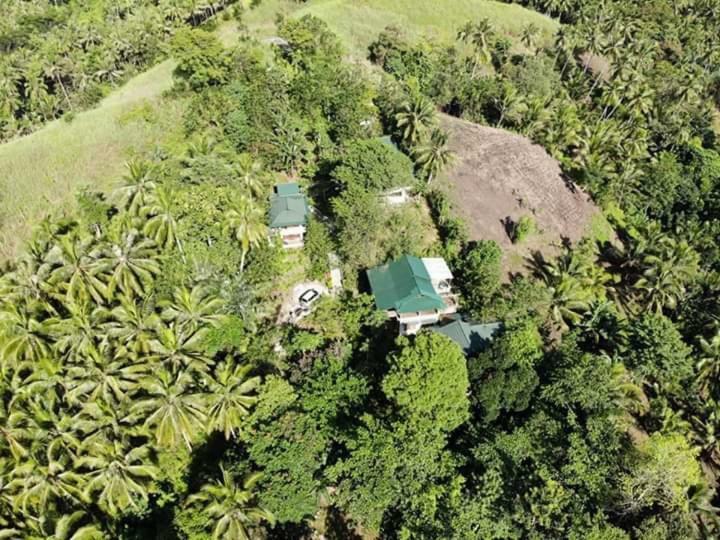 Tangkoko Sanctuary Villa Bitung Esterno foto