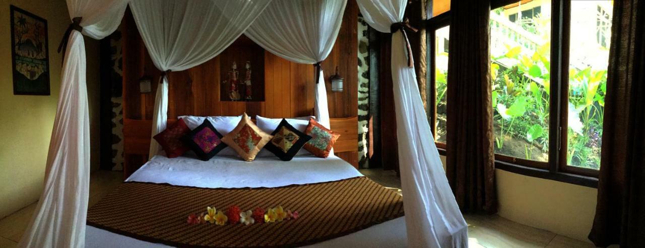 Tangkoko Sanctuary Villa Bitung Esterno foto
