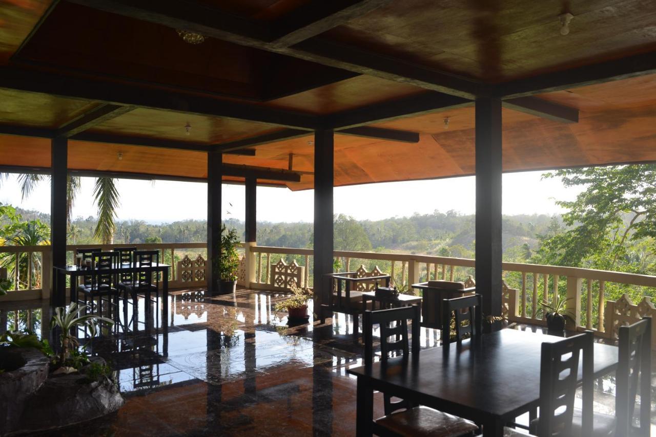 Tangkoko Sanctuary Villa Bitung Esterno foto